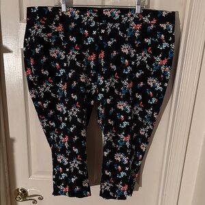 Lane Bryant Size 24 The Allie Black Floral Capris with Pink & Blue Accents